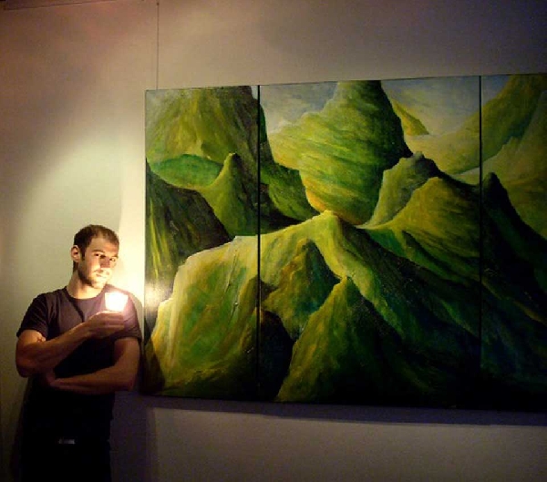 Das Foto zeigt Florian Lauer von Weingut Lauer.