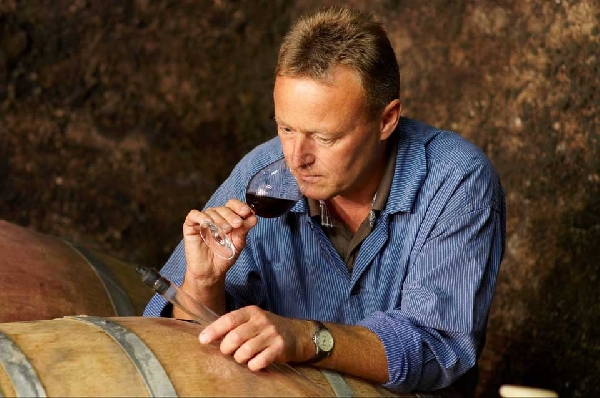 Das Foto zeigt Fred Prinz von Weingut Prinz.