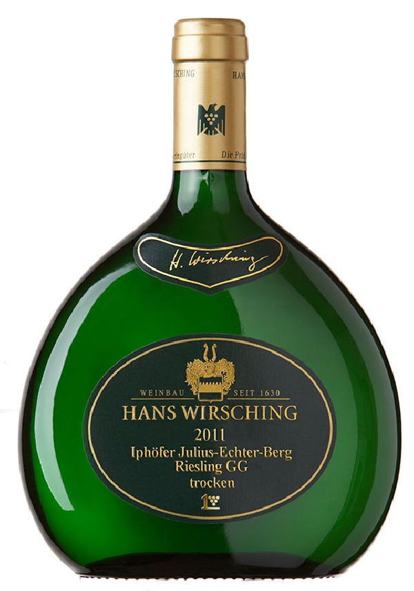 Das Foto zeigt eine Boxbeutel-Flasche 2011er Iphöfer Julius-Echter-Berg Riesling Grosses Gewächs von Weingut Hans Wirsching.