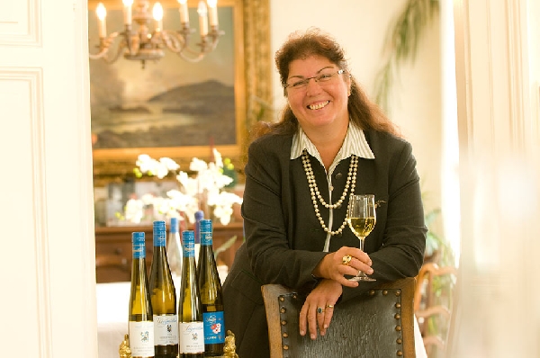 chefin-im-probierzimmer web