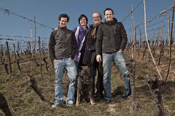 Das Foto zeigt Familie Klumpp, Inhaber des Weinguts Klumpp in Bruchsal.