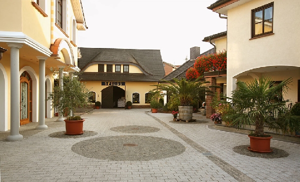 Das Foto zeigt das Weingut Spiess aus Bechtheim in Rheinhessen. 